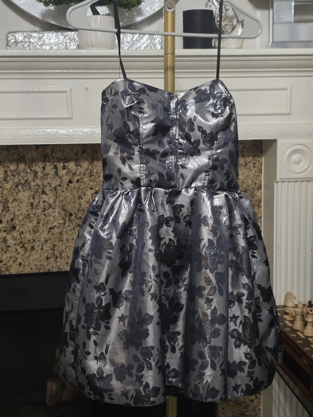 Roberta di Camerino Silver and Black Floral Satin Party Dress